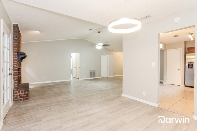 Building Photo - 6050 Blank Dr W