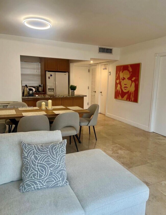 Foto del edificio - 3601 NE 170th St