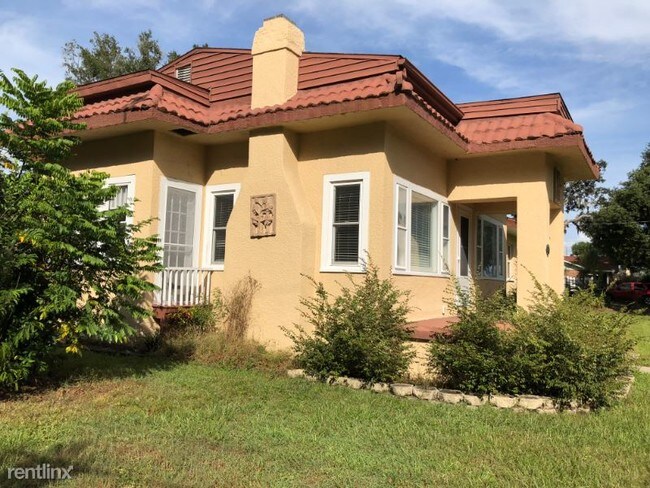 Foto del edificio - 3 br, 1 bath House - 1601 E. 1st Ave