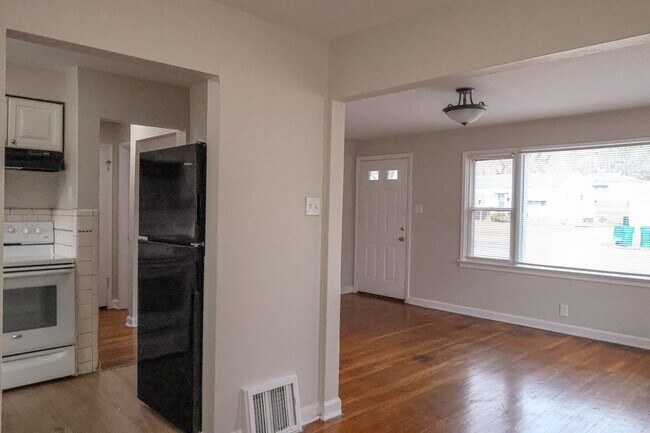 Foto del edificio - 2 Bed/ 1 Bath Home in Bellefontaine Neighbors