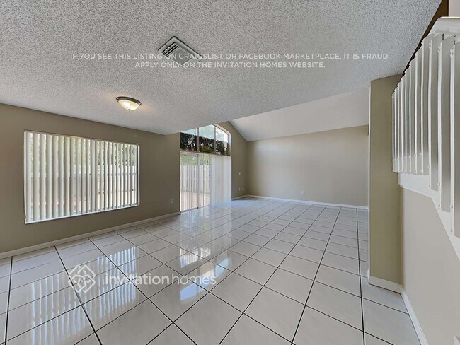Foto del edificio - 16554 NW 10th St