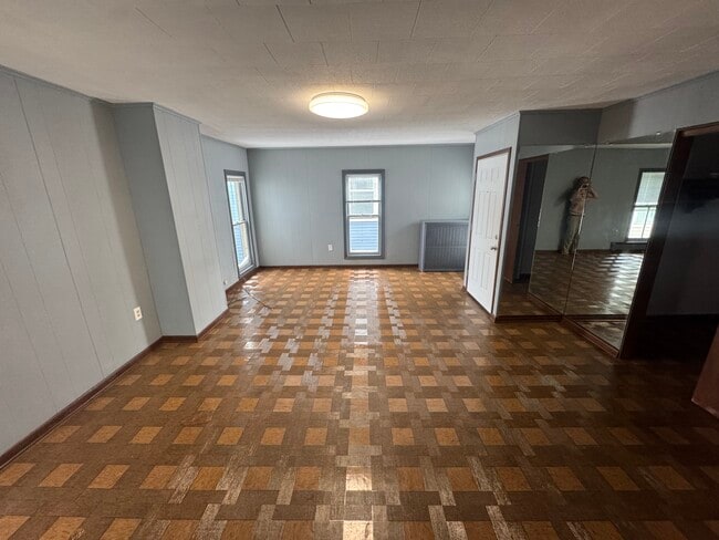 Living room - 109 Plymouth Ave