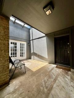 Foto del edificio - 5603 NW Wilfred Dr