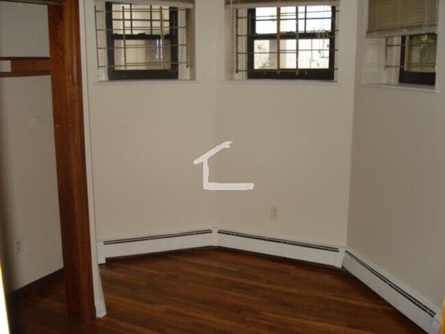 Foto del edificio - FENWAY 2 BR Apartment - 9/1/26 - NO BROKER FEE