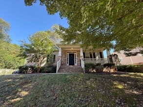 Building Photo - 3204 Plaza Pl