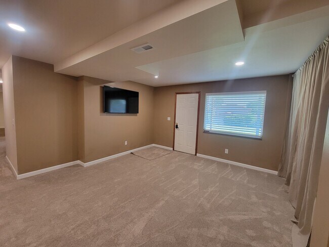 Foto del edificio - 275 NW 6th St