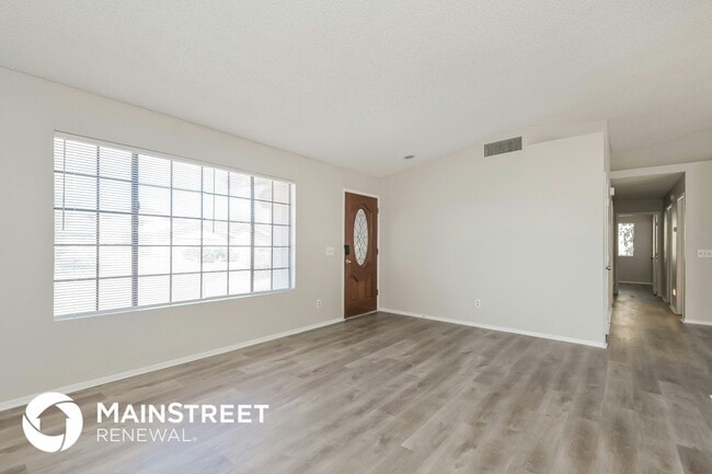 Foto del edificio - 1851 W Mountain Oak Ln