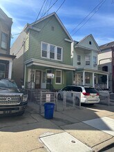 Building Photo - 227 Virginia Ave