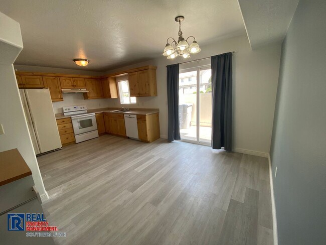 Foto del edificio - Lexington Hills Townhome