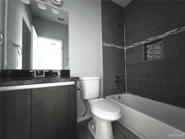Building Photo - 1514 Quitaca Dr
