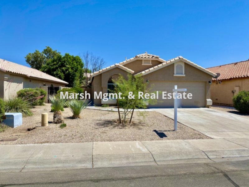 Foto principal - Wonderful 4 bedroom home newly updated in ...
