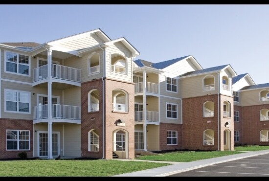 Building Photo - Clay Terrace