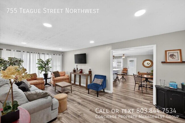 Foto del edificio - 755 Teague St NW