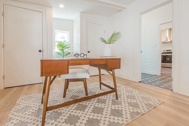 bonus room / 4th bedroom - 2403 Bailey Ave