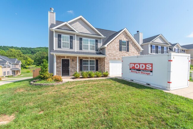 Foto del edificio - 6964 Holliday Park Ln