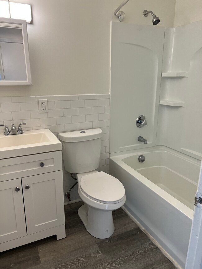 61 Storey Ave Unit 21, Newburyport, MA 01950 Condo for Rent in