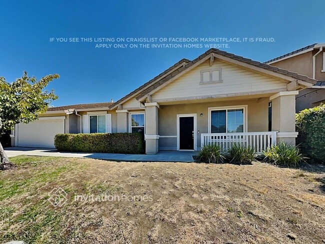 Building Photo - 573 Silver Saddle Dr