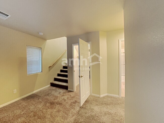 Building Photo - 9485 Whitewater Crest Court