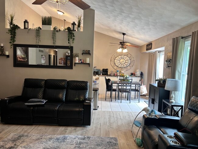 Living Room - 507 Wheatland Dr