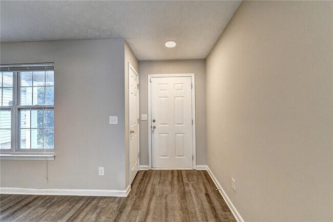 Building Photo - 960 Melrose Park Pl NW