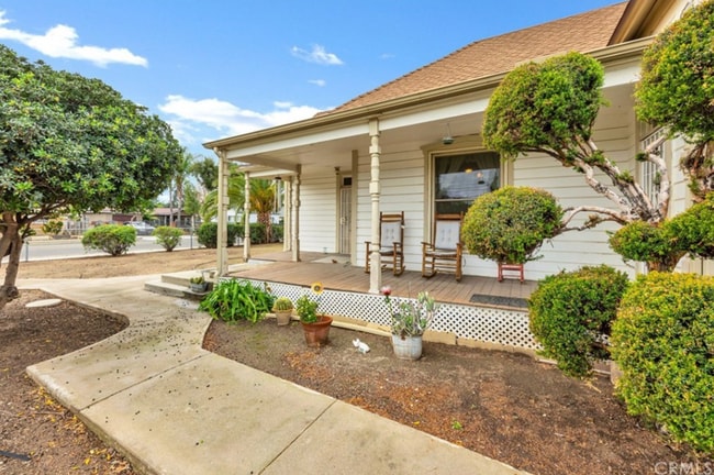 Photo - STORYBOOK CHARM IN THE HEART OF DOWNTOWN PERRIS! House