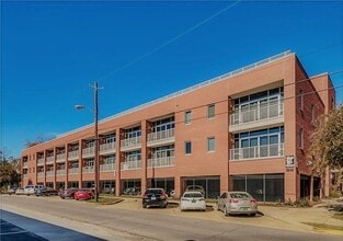 Building Photo - 1510 9th St