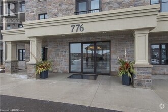 Building Photo - 776 Laurelwood Dr