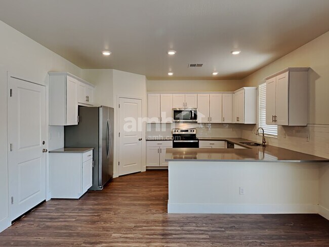 Building Photo - 21412 S 231st Way