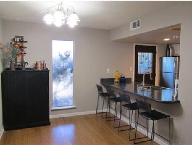 Kitchen-Dining - 5472 Roundtree Pl