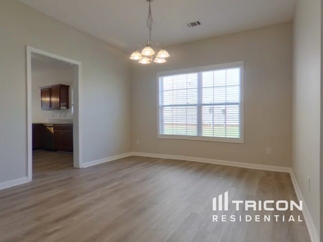 Foto del edificio - 359 Oakhaven Way