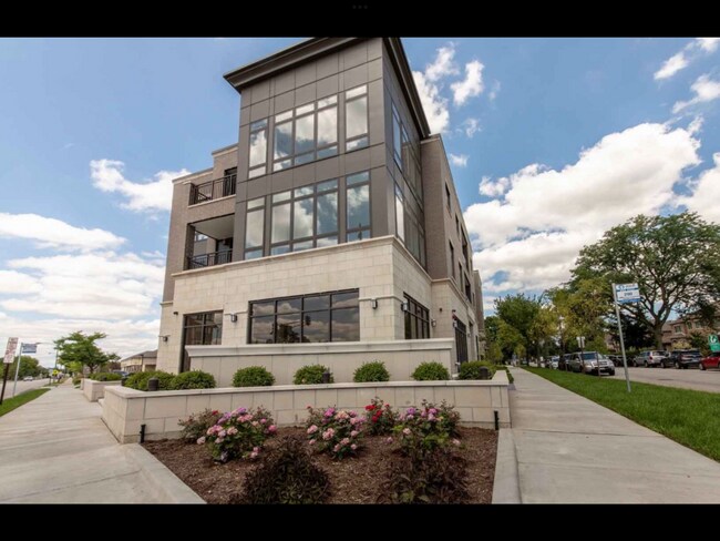 Building Photo - 1116 Courtland Ave