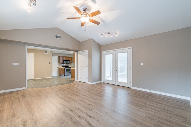 Foto del edificio - 11307 Forest Pass Ct