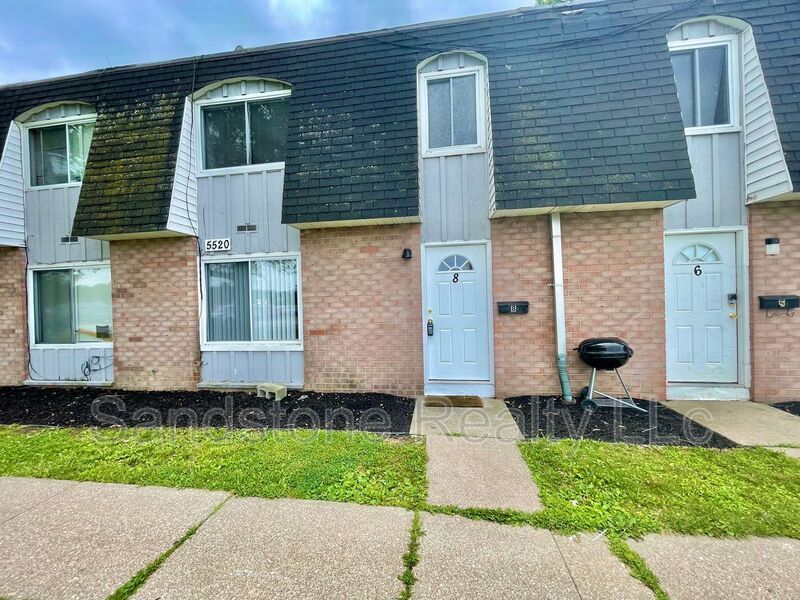 5520 Beavercrest Dr Unit 8, Lorain, OH 44053 Condo for Rent in