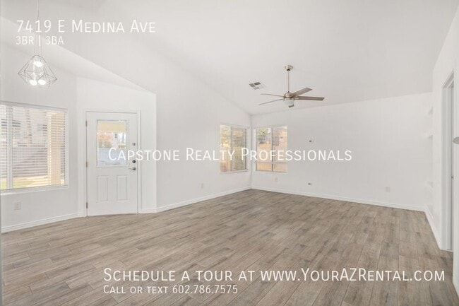 Foto del edificio - 7419 E Medina Ave