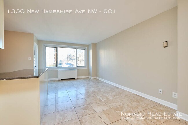 Building Photo - Modern 1-Bedroom unit in the Heart of Dupo...