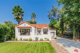 Building Photo - 4219 Sunnyside Dr