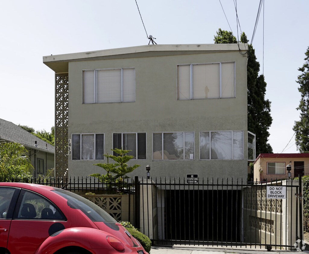 Building Photo - 1632 Tyler St