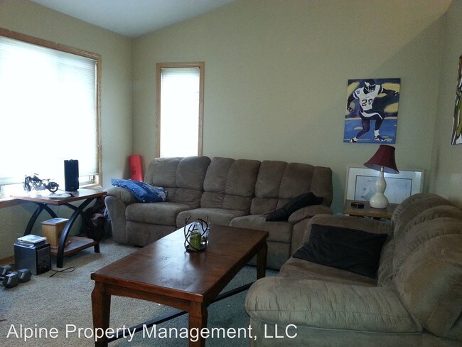 Foto del edificio - 1500 W 33rd St