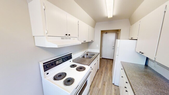 Photo du bâtiment - 9932-9105 105 Ave