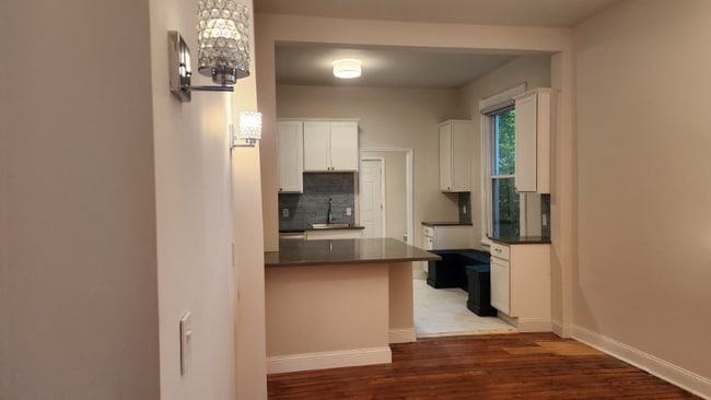 Photo - 324 Fairfield Ave Apartment