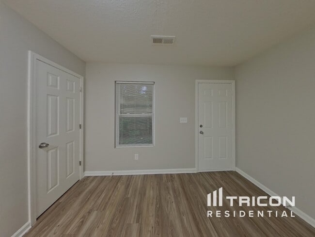 Building Photo - 3029 Decapolis Dr