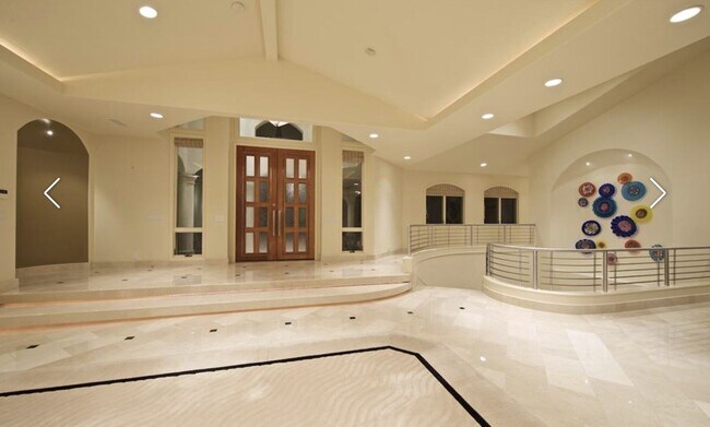 Building Photo - 7125 Obelisco Cir