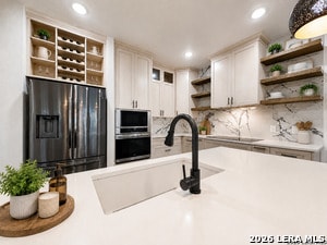 Building Photo - 656 Fawn Dr