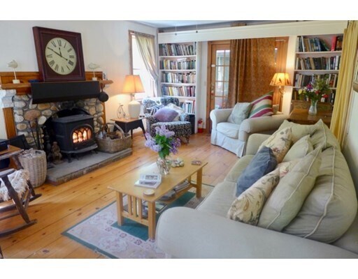 Foto del edificio - 8 Myrtle Ave