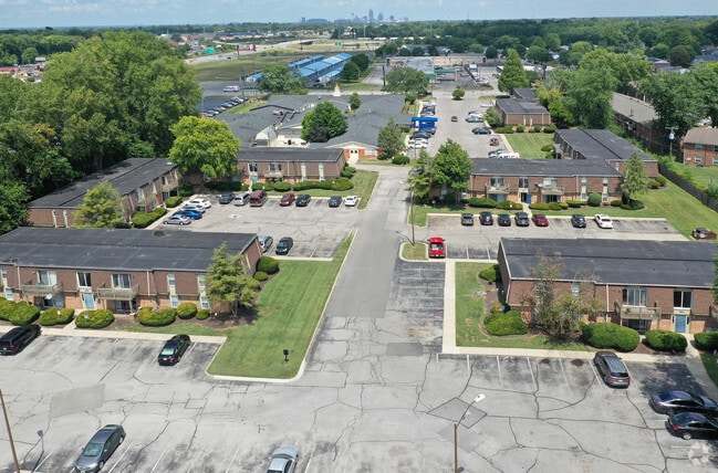 Building Photo - Brookwood Apartments