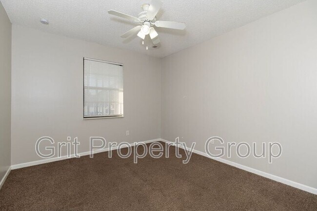 Foto del edificio - 7109 Orchard Ct