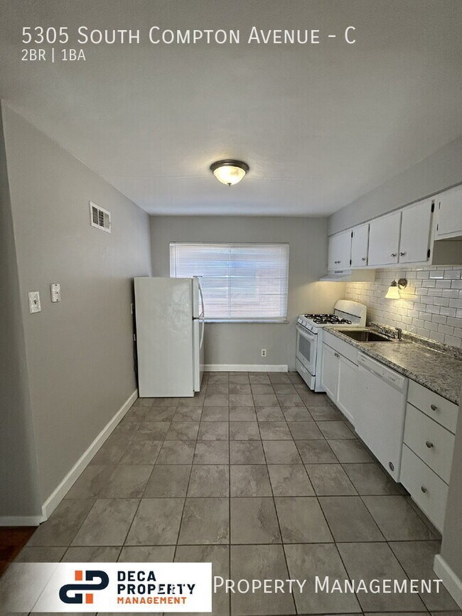 Foto del edificio - 5305 S Compton Ave