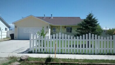 Building Photo - 1840 Edison Ave