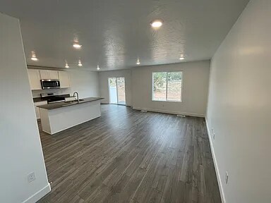 Foto del edificio - 2939 W LaGrand St