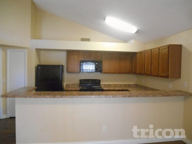 Foto del edificio - 1706 N Comanche Dr